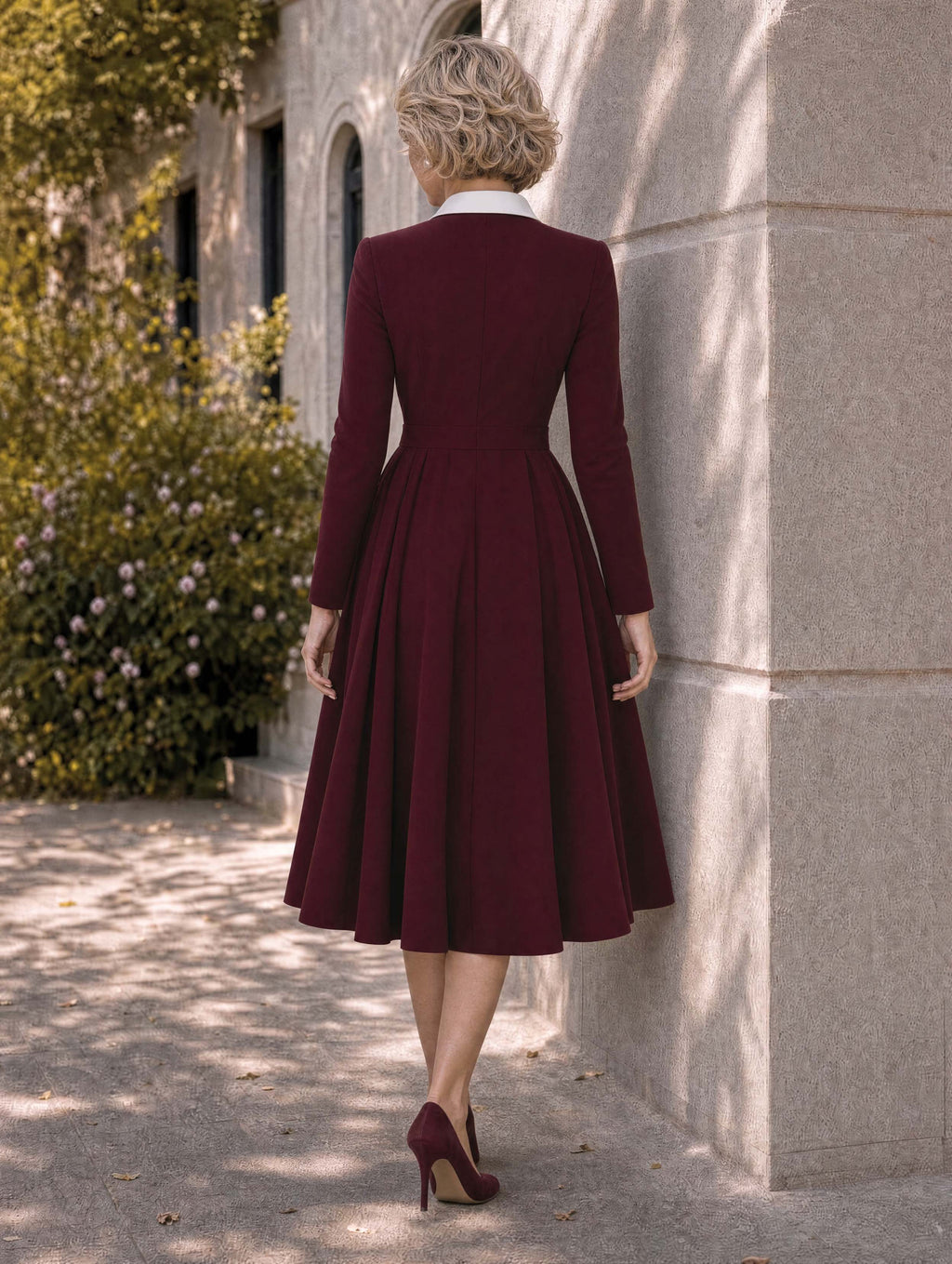 Retro Wine Red Commuter V‑Neck Midi Pleated Dress